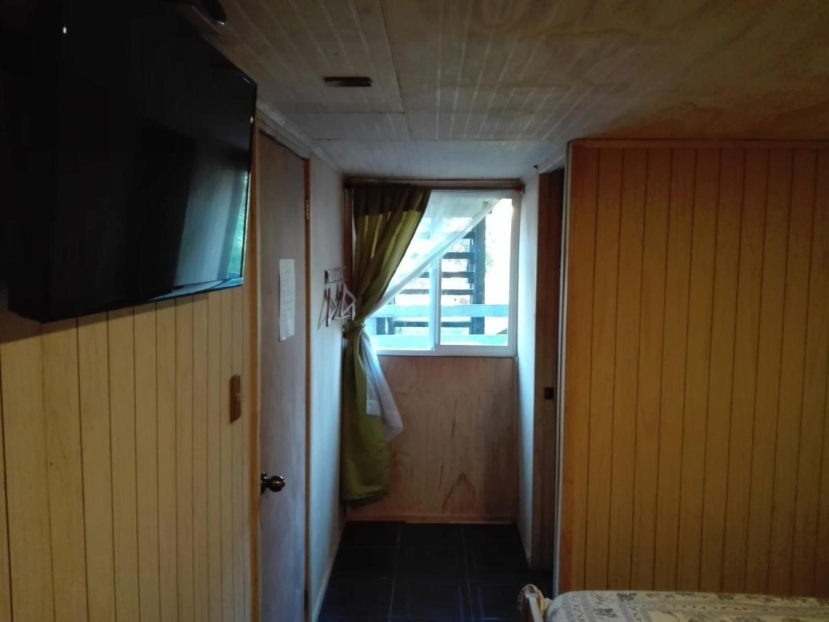 Hospedaje Los Calafates Ancud Exteriör bild