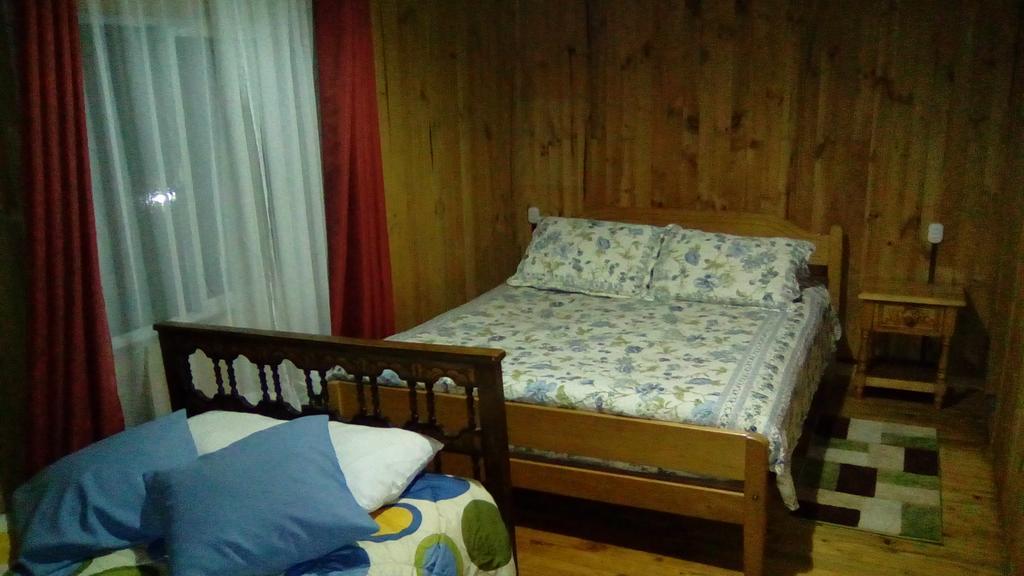 Hospedaje Los Calafates Ancud Exteriör bild