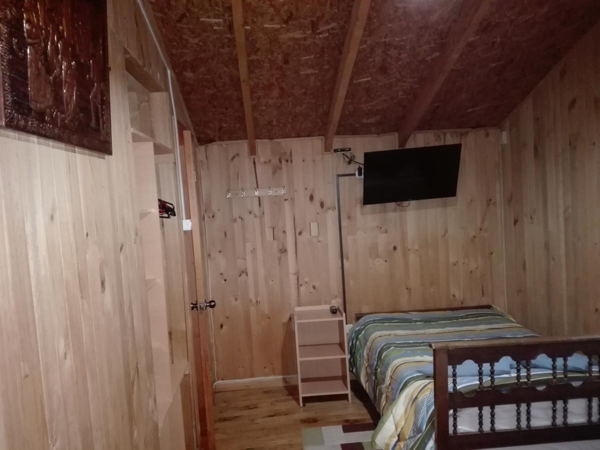 Hospedaje Los Calafates Ancud Exteriör bild