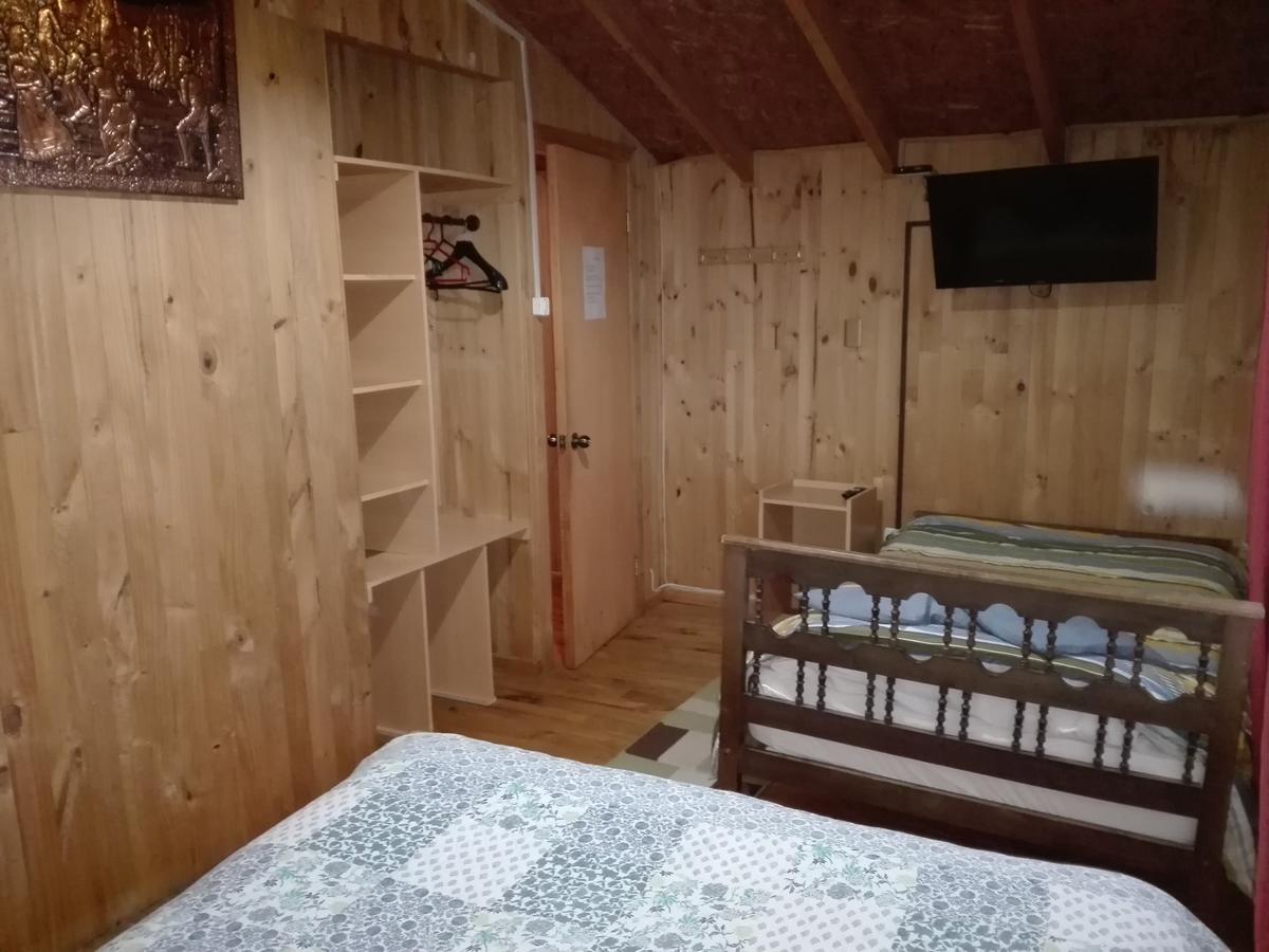 Hospedaje Los Calafates Ancud Exteriör bild